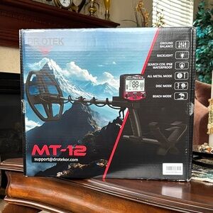 Brand New Metal Detector Kit Advanced Ground Balance Gold Finder Beach Hunting